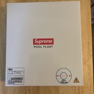 Supreme floatie